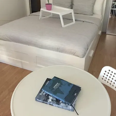 Feel Like Your / Parque Das Nacoes Homestay *